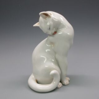 Fine Vintage Wien Austria Porcelain White Cat Figure