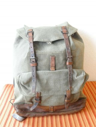 Fine Swiss Army Military Backpack Rucksack 1952 Ch Canvas Salt & Pepper