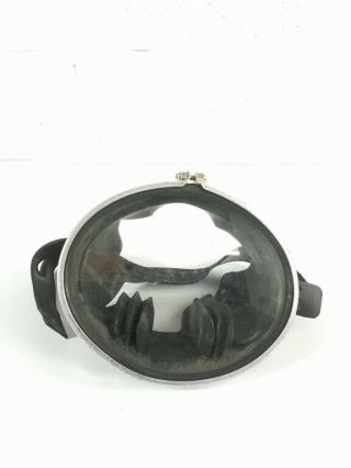 Vintage Caravelle Old Round Rubber Scuba Diving Mask Goggles Made In France