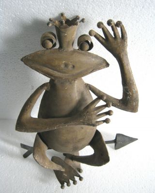 IRON KING FROG WEATHER VANE EMBOSSED 2