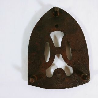 Sad Iron Trivet W H Howell Geneva Ill Cast Iron 2