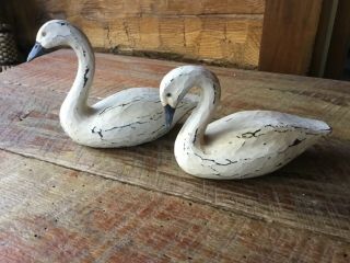 Primitive Country Wood White Distressed Swan Goose Pair Farmhouse Tabletop Decor