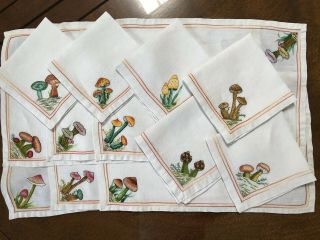 Gorgeous Set 6 Vintage Linen Tablemats & Napkins Hand Embroidered Fungi Mushroom 2