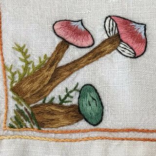 Gorgeous Set 6 Vintage Linen Tablemats & Napkins Hand Embroidered Fungi Mushroom 8