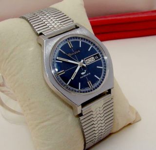 1972 Bulova Whale 17 Jewels Automatic Day & Date Men Wrist Watch Swiss Made Runs