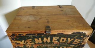 Kennedy ' s Biscuit Box large wooden advertising vintage with lid 1901 signed VT 3