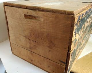 Kennedy ' s Biscuit Box large wooden advertising vintage with lid 1901 signed VT 7