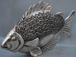 Collectable Chinese Old Handwork Miao Silver Carve Vivid Goldfish Royal Statue 2