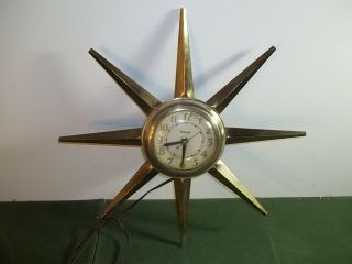 United Model No 97 Metal Wall Clock Mcm