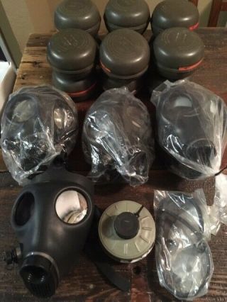 Israeli Gas Masks And 40mm Filters,  Prepper,  Survival,  4 - Gas Mask,  16 Filters