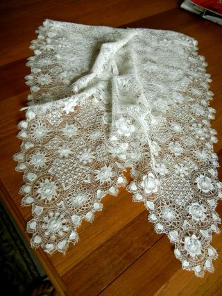 Vintage Bobbin Lace Mantilla Veil / Heirloom Quality / White/ Made in Portugal 5