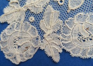 VICTORIAN HONITON LACE HANDKERCHIEF WITH POINT GROUND & MONOGRAM 6