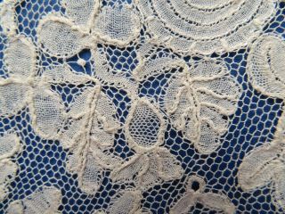 VICTORIAN HONITON LACE HANDKERCHIEF WITH POINT GROUND & MONOGRAM 7