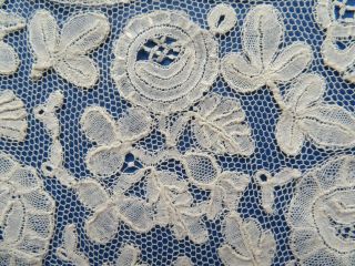 VICTORIAN HONITON LACE HANDKERCHIEF WITH POINT GROUND & MONOGRAM 8