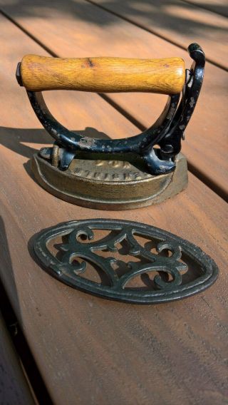 Antique Miniature Sad Iron Sensible 6 N.  R.  Streeter & Co Two Pc.  Wood Handle