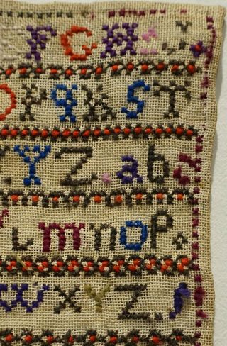 SMALL LATE 19TH CENTURY ALPHABET SAMPLER BY HARRIET JONES AGE 14 - December 1880 5