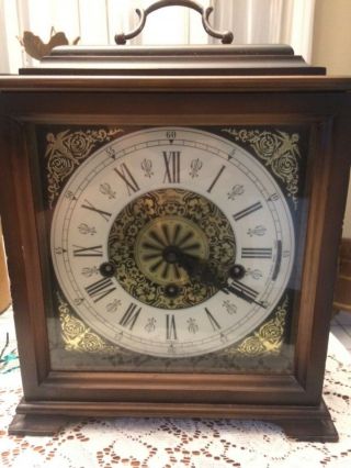 Vintage Linden Triple Chime Mantle Clock Made By Cuckoo Clock Mfg.  Company