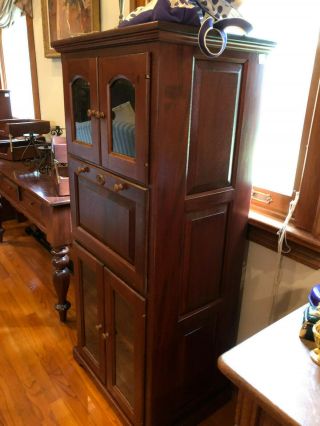 Ch116: Mahogany Cabinet With Glass Front Doors Local Pickup