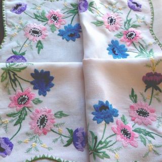 Vintage Hand Embroidered Pale Pink Linen Table Cloth 33x33 "