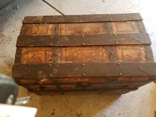 Estate Vintage Dome Top Steamer Trunk 2