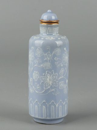 Chinese Exquisite Handmade Flowers Porcelain Snuff Bottle