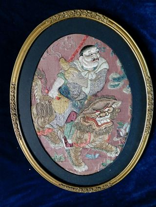 ANTIQUE 32 X 42 CM FRAMED EMBROIDERED CHINESE SILK PANEL,  GOLD THREAD DOG OF FO 8