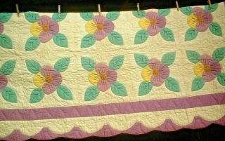 ANTIQUE VINTAGE 1930S/40S RARE PANSY FLORAL APPLIQUE QUILT PIECE ONLY 2