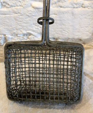 Vintage Primitive Old Soap Saver Wire Mesh Basket Handle Laundry Farmhouse Decor 5