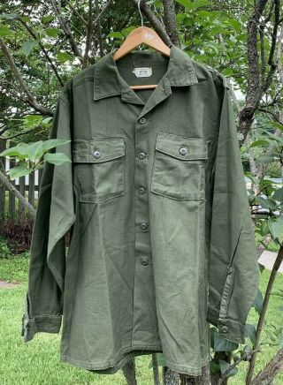 Vintage Vietnam War US Army OG - 107 Cotton Sateen Uniform Shirt.  17.  1/2 x 36 5