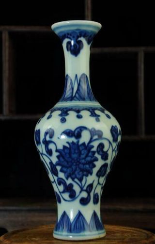 China Old Hand - Made Blue And White Porcelain Hand - Painted Flower Vase 01bb01a