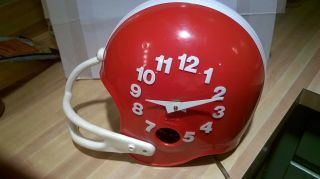 Vintage Spartus Red College Football Helmet Electric Wall Clock 1960 