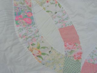 Vintage patchwork quilt wedding ring pattern pinks and greens.  220cm x 220cm 3