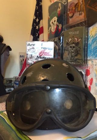 Vintage 40s Wwii U.  S.  Army Tank Crew W/ Goggles,  Ear Set Tanker Helmet.  Rare