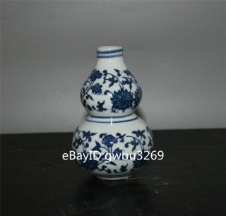 Rare Chinese Blue and white porcelain Hand - painted flower Vase W Qianlong Marks 2