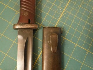 GERMAN WW2 WEHRMACHT BASIC FIELD GEAR: belt,  98k pouches,  bayonet 11