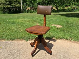 Antique Vtg 1897 Wood Adjustable Swivel Tilt Office Library Banker Desk Chair