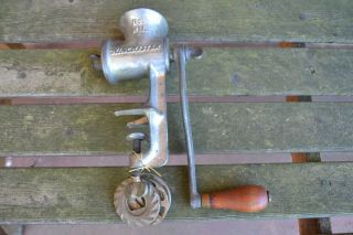 Vintage Winchester Repeating Arms Co.  Cast Iron Meat Grinder W32 Counter Clamp