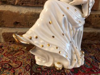 Vintage Capodimonte Porcelain of Mother and Child,  gold plated 4