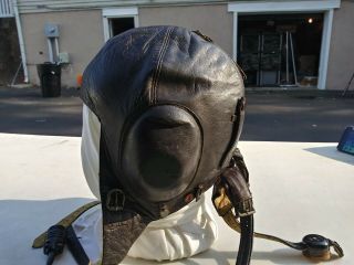 WW2 German Luftwaffe Winter Leather Flight Helmet w/ Throat Mic LKp.  W.  101 58 2