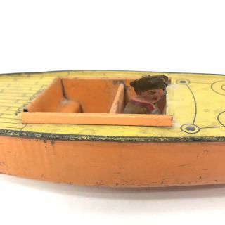 1930 ' s LINDSTROM TIN MOTOR BOAT w/ WIND UP OUTBOARD MOTOR 6