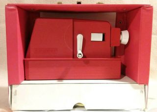 Movie Projector with 4 Marvel Heroes 9mm Film Reels & Carrying case Kenner 1965 4