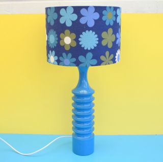 Vintage 1960s Wooden Table Lamp - Genia Sapper Heidi Flower Shade - Blue Retro