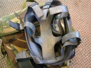 British Army Avon S10 Respirator,  Filter.  Size 2.  With Haversack 4