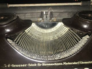 RARE 1943 WWII German Military FIELD TYPEWRITER w/ SS Rune Key Groma Modell N 3