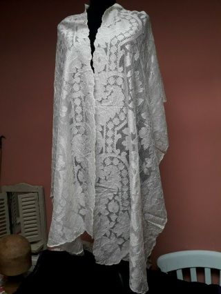 Antique Lace Blonde Silk Chantilly Shawl Mantilla Vintage 90x20 Wedding