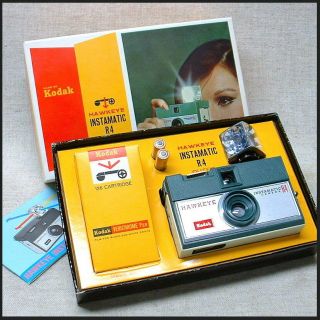 1965 Kodak Hawkeye Instamatic R4 Camera - Old - Stock Perfect In The Box