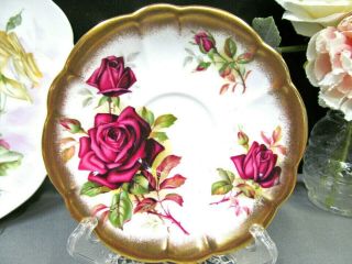 ROYAL ALBERT tea cup and saucer GOLD CREST series red rose teacup gold trims 2