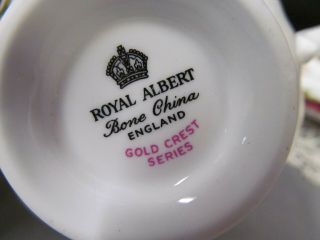 ROYAL ALBERT tea cup and saucer GOLD CREST series red rose teacup gold trims 3