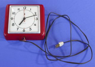 Westclox Mid Century Art Deco Red Well Clock -