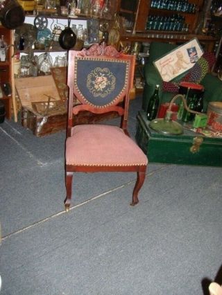 Chair Victorian Carved Inlaid Needlepoint Parlor Vintage Antique Mahogany Sto